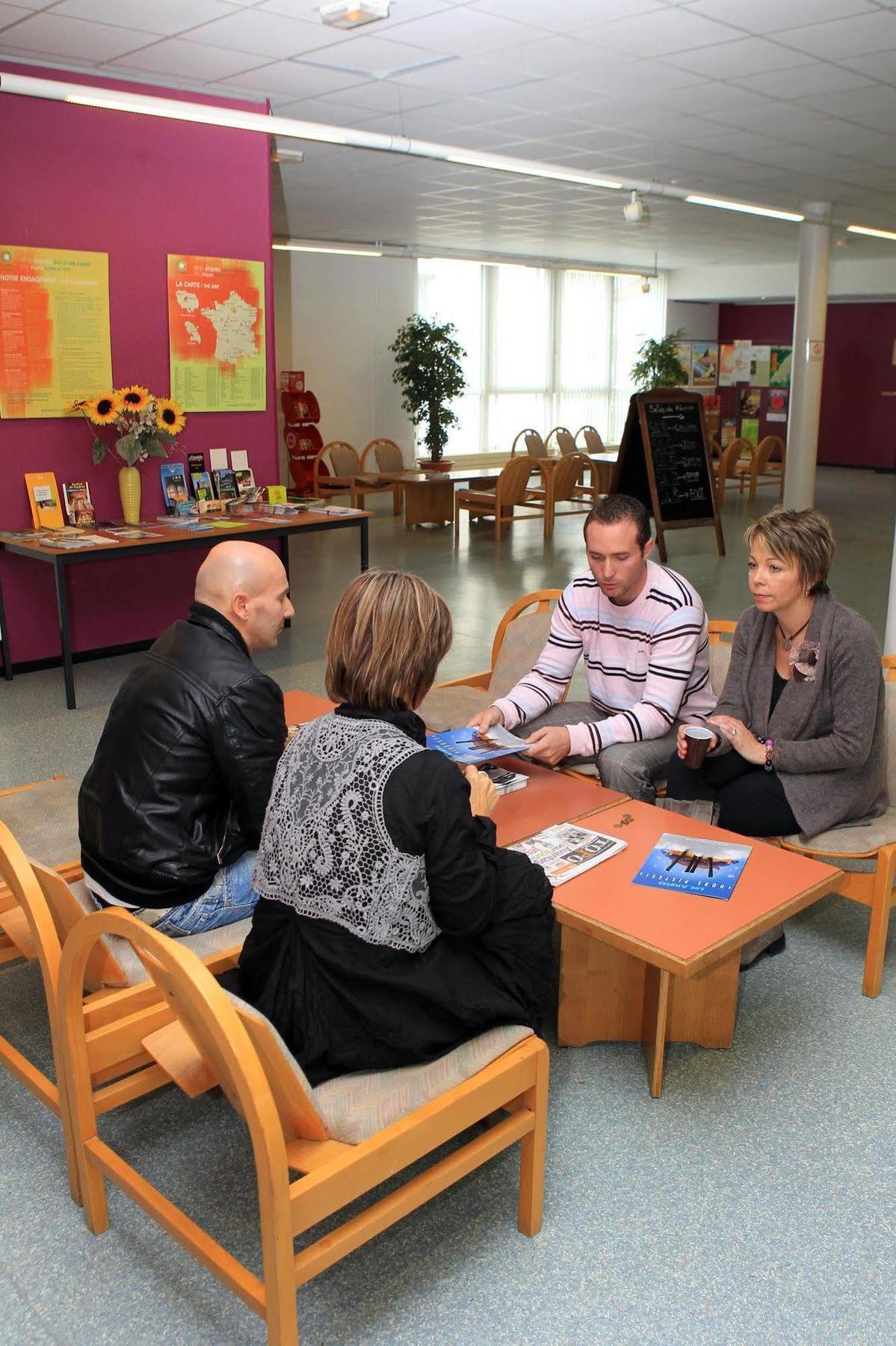Aparthotel Ethic Etapes Cis De Besançon Exteriér fotografie