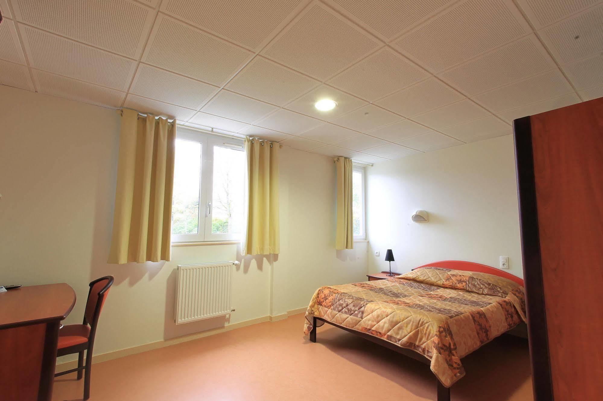 Aparthotel Ethic Etapes Cis De Besançon Exteriér fotografie
